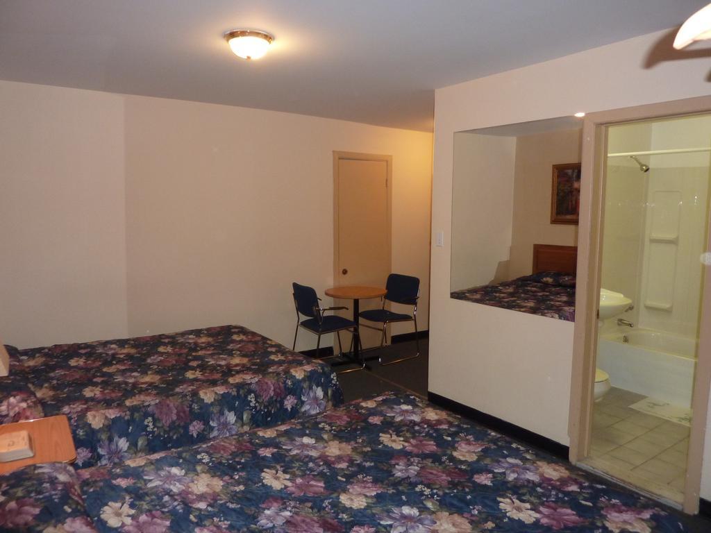 Hotel Viger Μόντρεαλ Δωμάτιο φωτογραφία